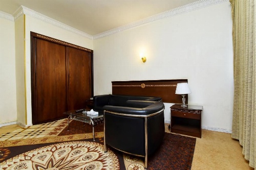 Capital O 419 Al Safeer Hotel image 4